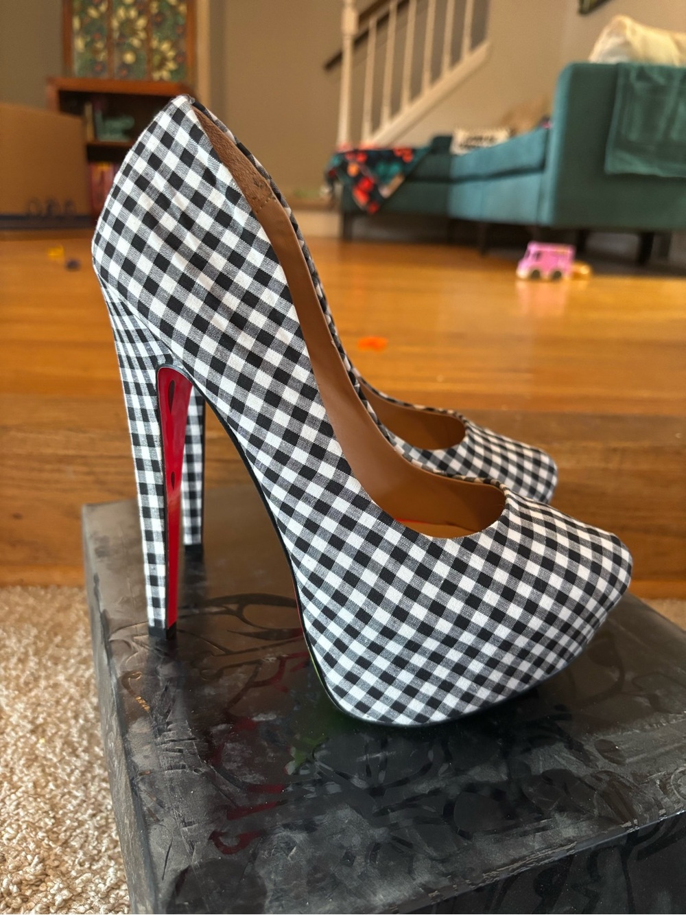 Taylor says melon heels